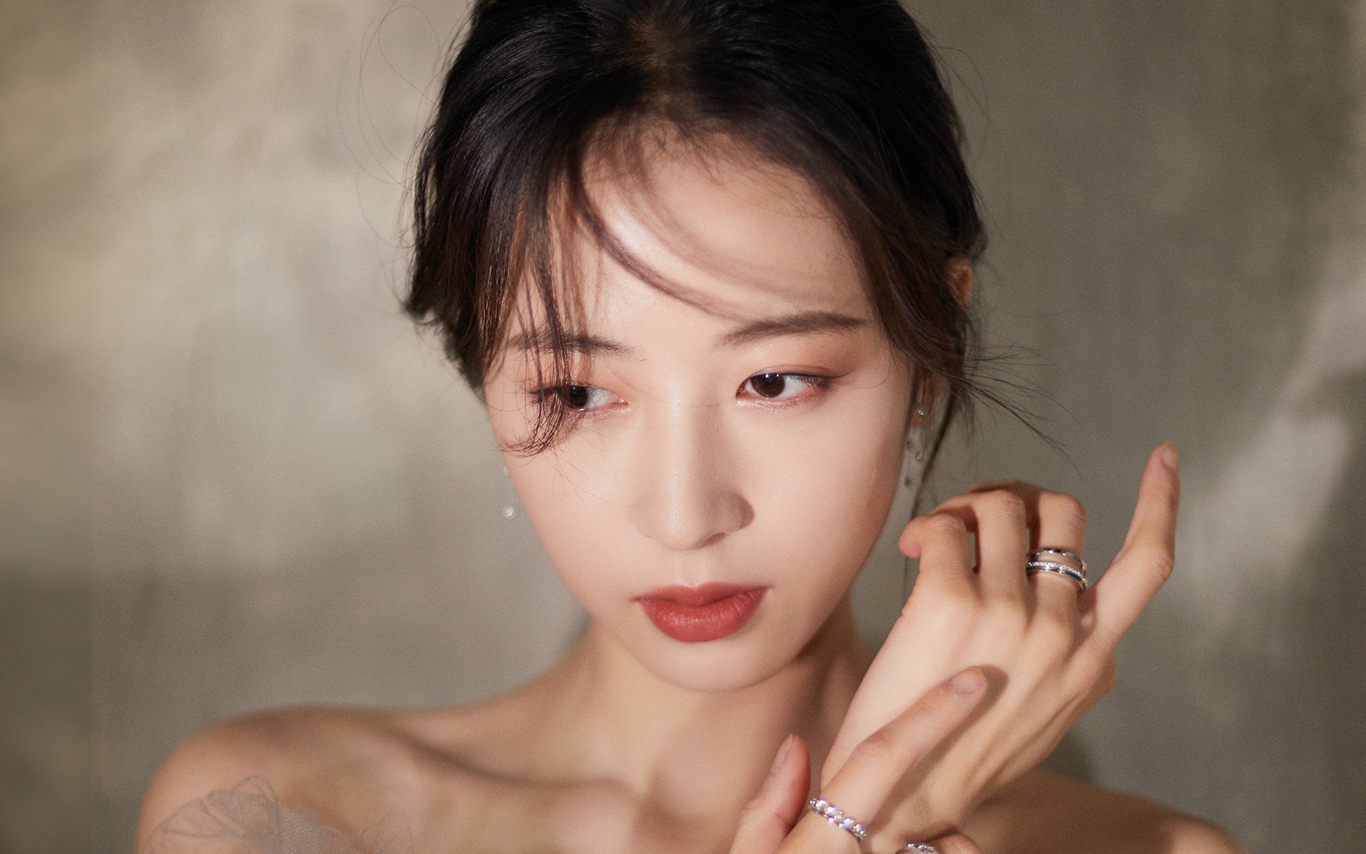 绝境重生！曼联惊天逆转威尔士，阿拉巴抢七战神附体，竞技体育的剧本永远比虚构更燃