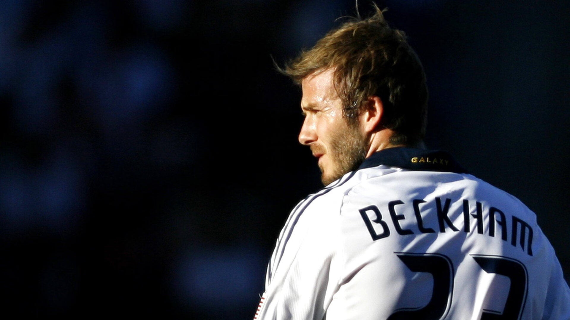 北京队式防守提前终结悬念,雄鹿模式失灵东契奇彰显超巨价值