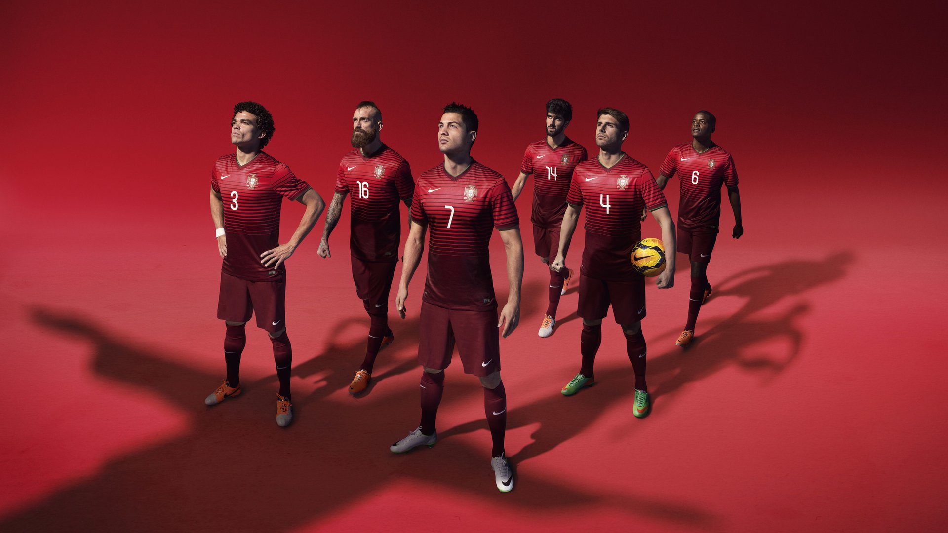 F1年度争冠夜，冰人门迪如何用三尺驾驶舱冻结悬念